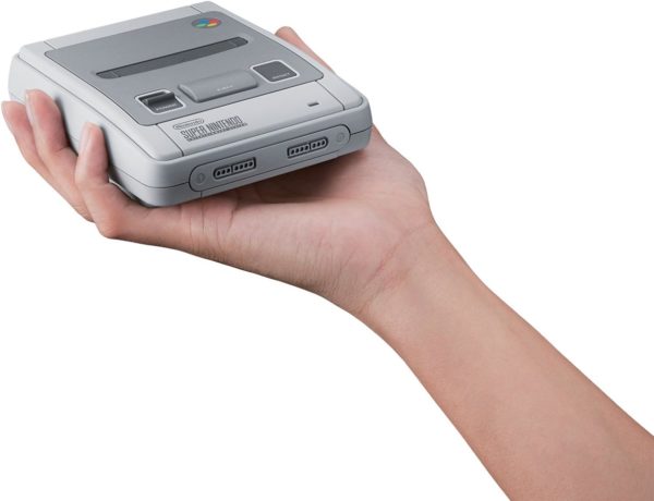 Console Nintendo SNES Mini Taille