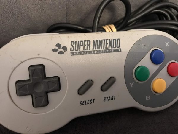 Manette Officielle pour Super Nintendo Snes Détail